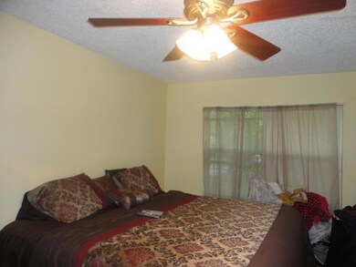 3705 Windsor Ave, West Palm Beach, FL 33407 - photo 6