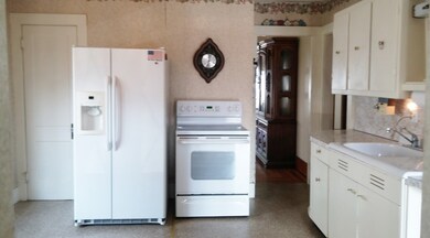 19 Mellen St, Chicopee, MA 01013 - photo 7