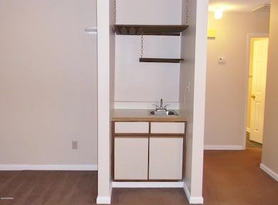 106 Creekview Dr, Jacksonville, NC 28540 - photo 6