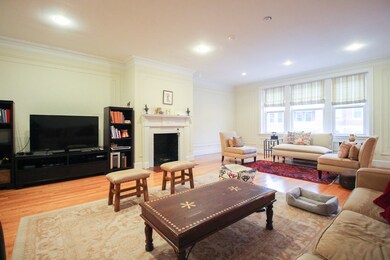 89 Pleasant St unit 3, Brookline, MA 02446 - photo 2