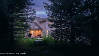 03 exterior 1