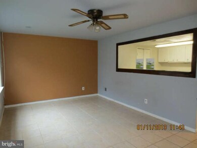 9651 Hagel Cir unit D, Lorton, VA 22079 - photo 3