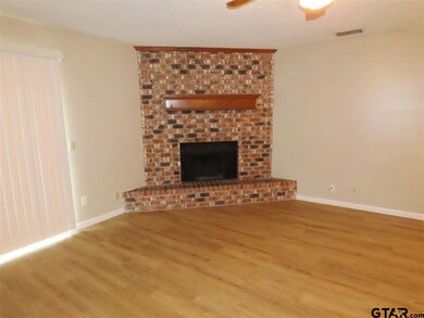 4404 Edinburgh Dr, Tyler, TX 75703 - photo 5