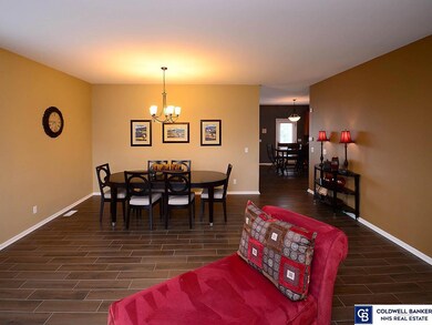 2105 S River Rock Dr, Papillion, NE 68046 - photo 6