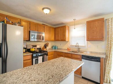 28 Samuel Ct, Cranston, RI 02920 - photo 6