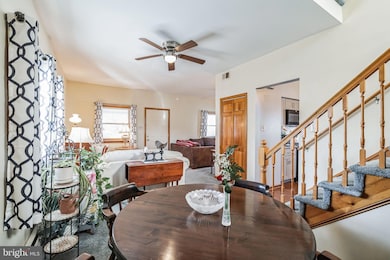 826 Lawnton Terrace, Glenolden, PA 19036 - photo 4