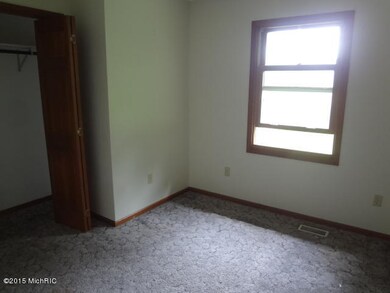 20171 Bulhand St, Cassopolis, MI 49031 - photo 5