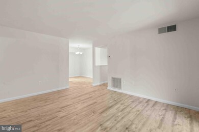 17810 Buehler Rd unit 153, Olney, MD 20832 - photo 6