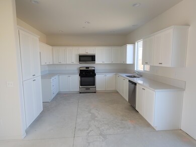 3435 Sonya Ave, Rosamond, CA 93560 - photo 4