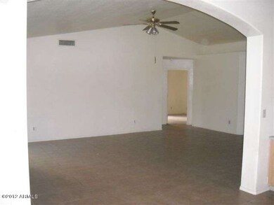 023-136044 Great Room Left