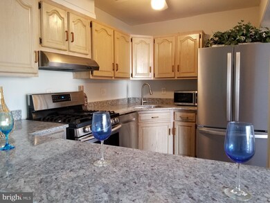 3132 Brinkley Rd unit 204, Temple Hills, MD 20748 - photo 2