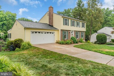 9924 Manet Rd, Burke, VA 22015 - photo 4