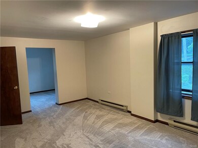 409 Warner Dr unit 2, Saylorsburg, PA 18353 - photo 3