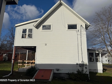 205 Dayton Ave, Hallstead, PA 18822 - photo 4