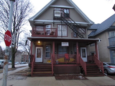 454 W Doty St unit 2, Madison, WI 53703 - photo 3