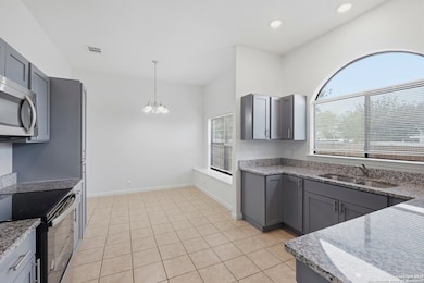 10203 Raven Field Dr, San Antonio, TX 78245 - photo 6