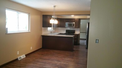 Kitchen 2.jpg
