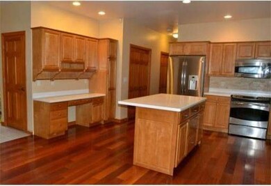 97 Highland St, Stoughton, MA 02072 - photo 3