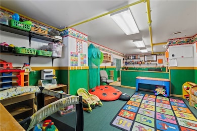 705 E Warrington Ave, Pittsburgh, PA 15210 - photo 5