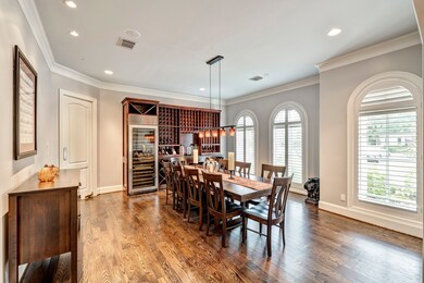 251 Piney Point Rd, Houston, TX 77024 - photo 4