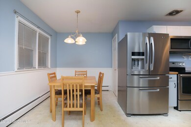 7 Fernwood Dr, Albany, NY 12211 - photo 4