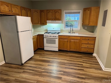 28 McHarrie St, Baldwinsville, NY 13027 - photo 4