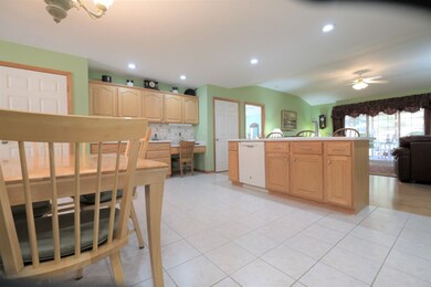 4113 N Rosewood Dr, Bloomington, IN 47404 - photo 6