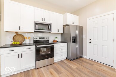 702 W 2nd St, Sheridan, IN 46069 - photo 3