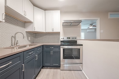 6810 Del Rio St unit 3, Houston, TX 77021 - photo 7