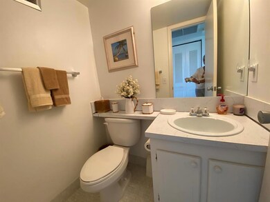 323 Camden N, West Palm Beach, FL 33417 - photo 7