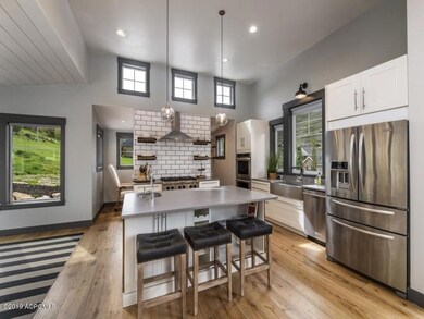 424 E Saddle Dr, Midway, UT 84049 - photo 6