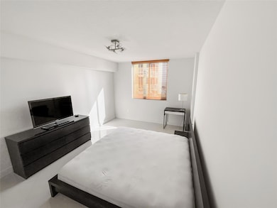 2775 NE 187th St unit 627, Miami, FL 33180 - photo 3