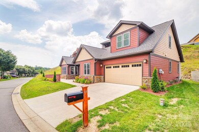 64 Creekside View Dr, Asheville, NC 28804 - photo 2