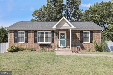 725 Christiansen Dr, Strasburg, VA 22657 - photo 4