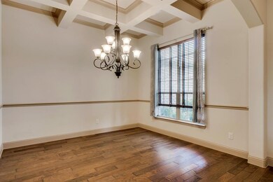 Formal Dining