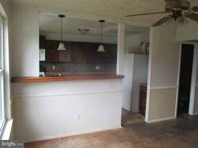 1488 Harford Square Dr, Edgewood, MD 21040 - photo 5