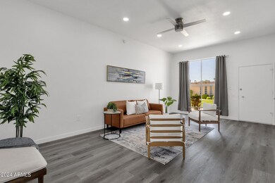 6-web-or-mls-13214-n-99th-dr