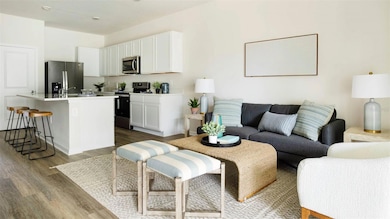 1651 Bay St, Sarasota, FL 34238 - photo 4