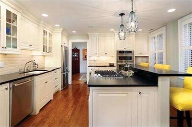 12 Stedman St unit 2, Brookline, MA 02446 - photo 4