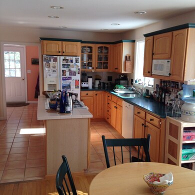 99 Skiffs Ln, Vineyard Haven, MA 02568 - photo 6