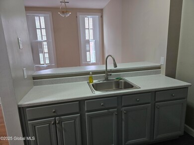 unlisted-address, Albany, NY 12210 - photo 6