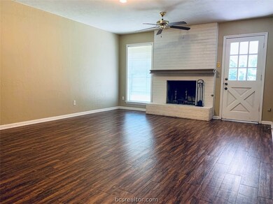 1213 King Arthur Cir, College Station, TX 77840 - photo 2