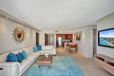 Quadomain South unit 1204, Hollywood, FL 33019 - photo 5