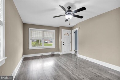 10 S Chestnut Ave, Maple Shade, NJ 08052 - photo 7