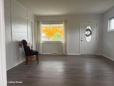 4924 Warbler Way, Louisville, KY 40213 - photo 3