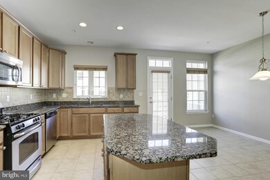 6725 Caleb Dorsey Square, Elkridge, MD 21075 - photo 6