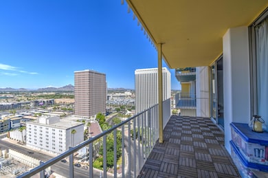 Balcony 4