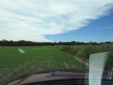 1125 County Road 4215, Bonham, TX 75418 - photo 4