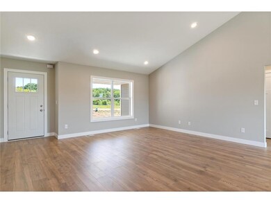 976 Creekside Crossing, Stillwater, MN 55082 - photo 6