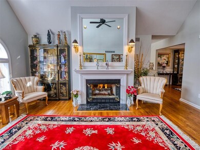 Another view of Living Room - partial View into Di